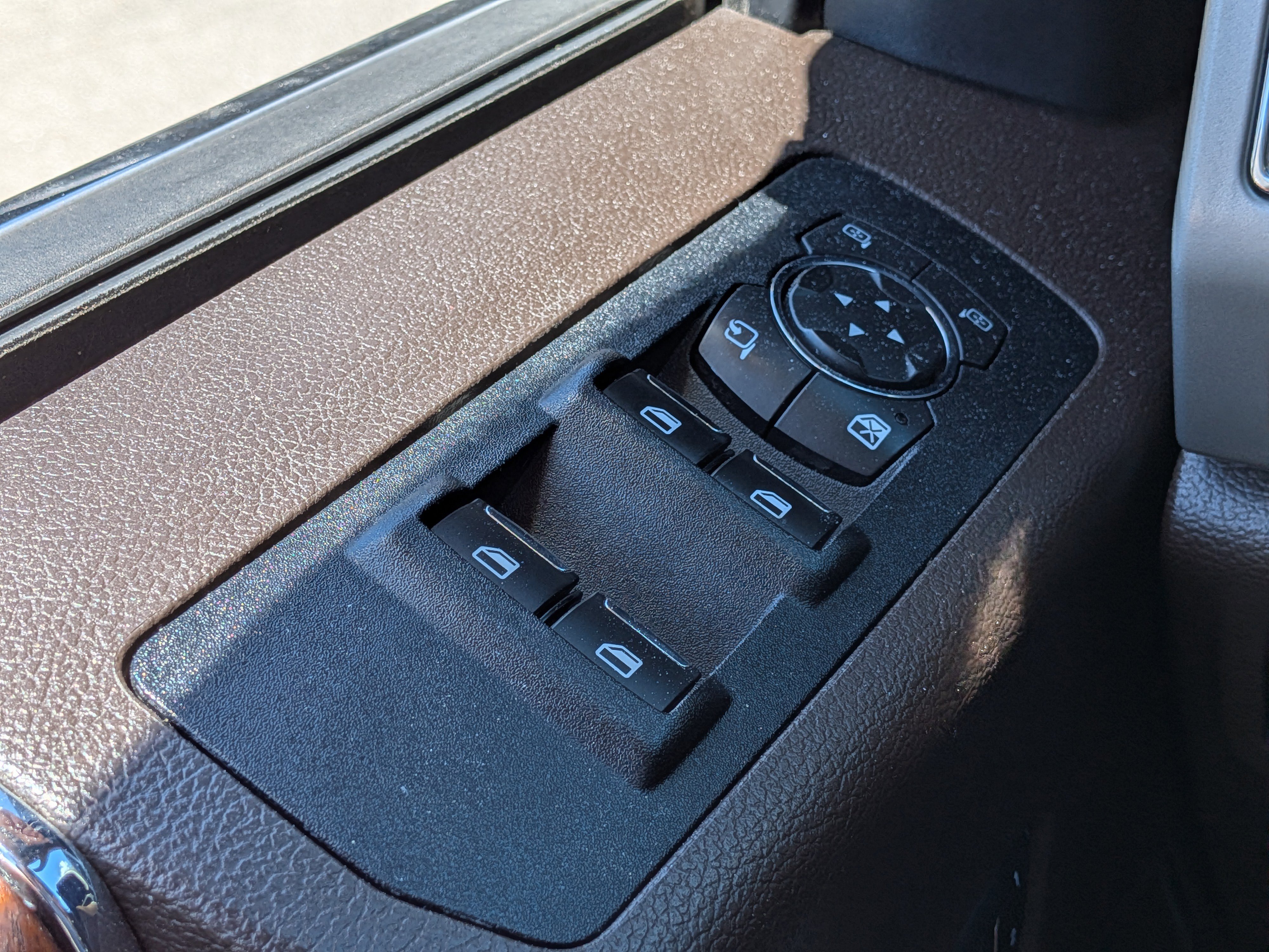 Used 2019 Ford F150 King Ranch w/ Equipment Group 601A Luxury AWD/4WD image 22