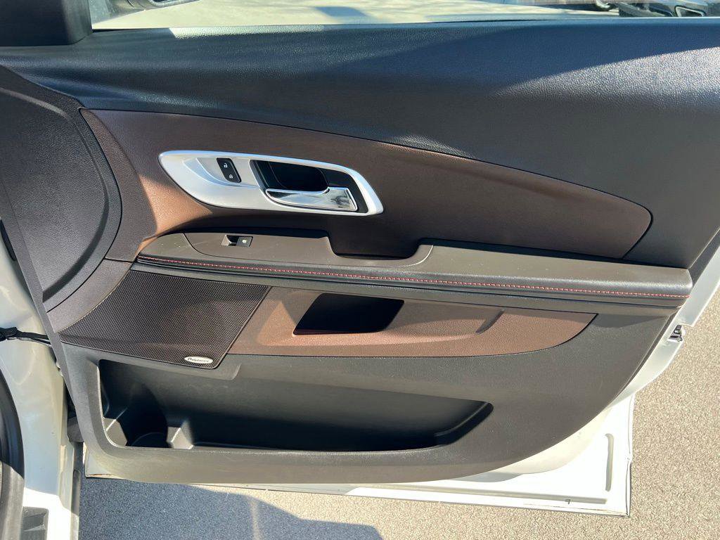 Used 2014 Chevrolet Equinox LTZ image 29