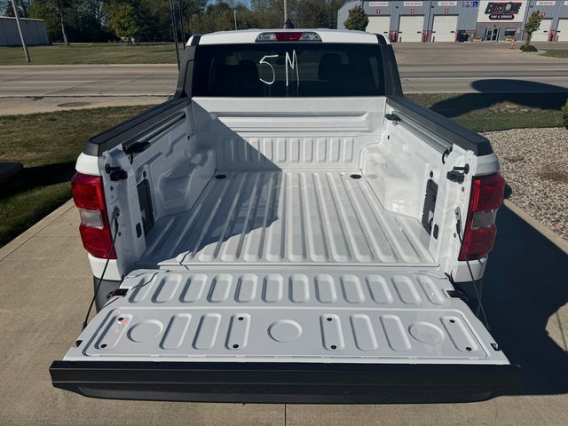 New 2025 Ford Maverick XLT image 7