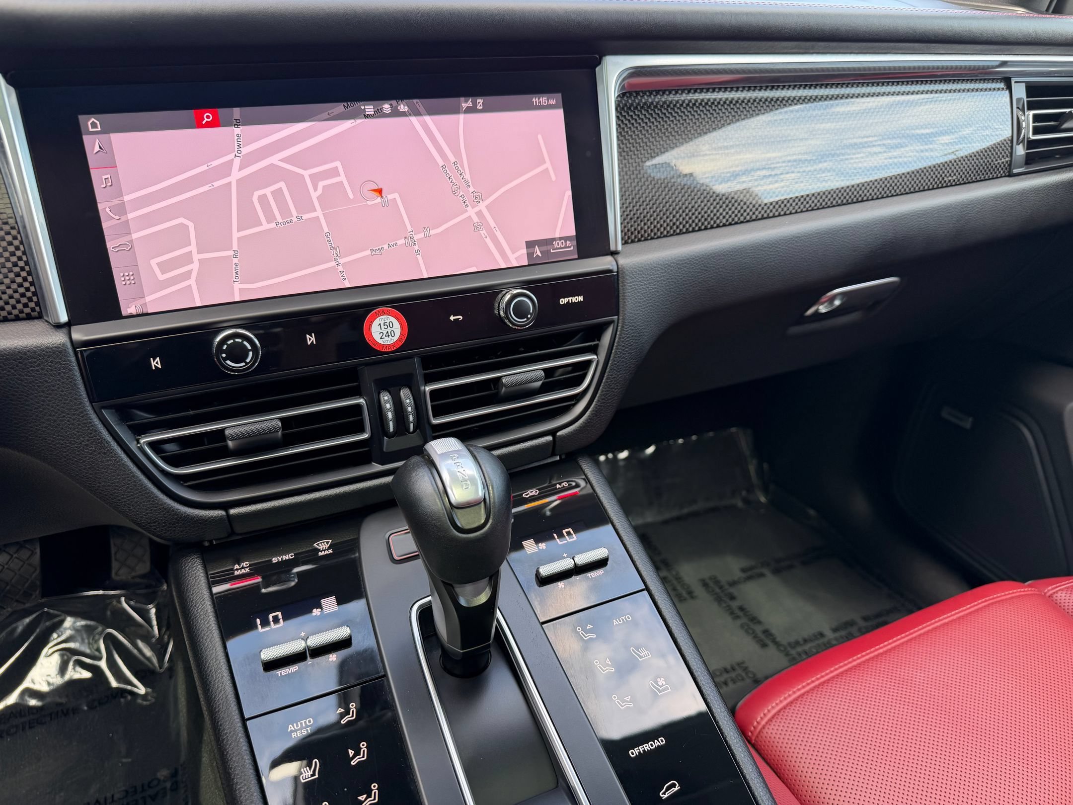 Certified 2022 Porsche Macan GTS w/ Premium Package Plus AWD/4WD image 16