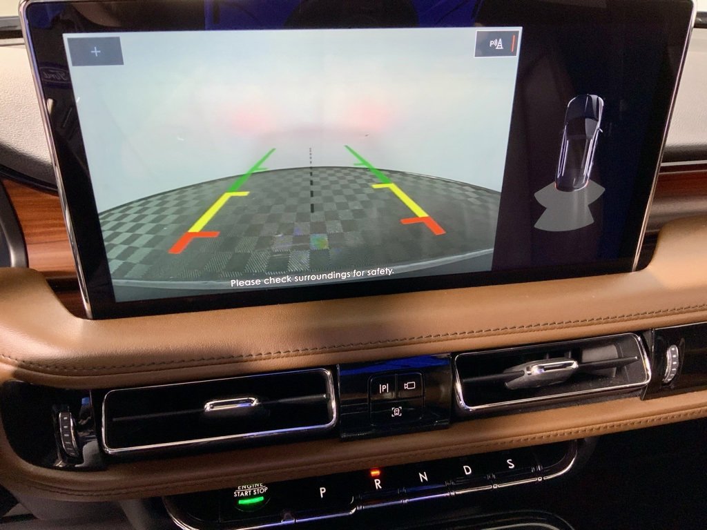 Used 2022 Lincoln Nautilus Reserve w/ Class II Trailer Tow Package image 4