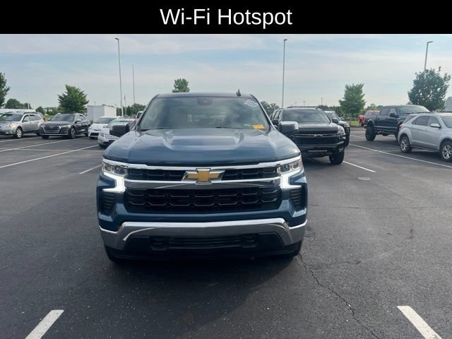 Used 2024 Chevrolet Silverado 1500 LT AWD/4WD image 12