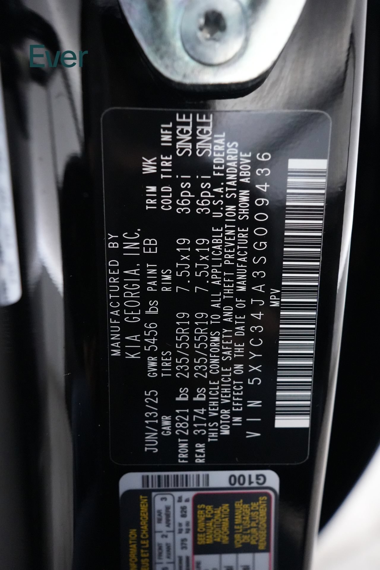 Used 2025 Kia EV6 Wind RWD image 26