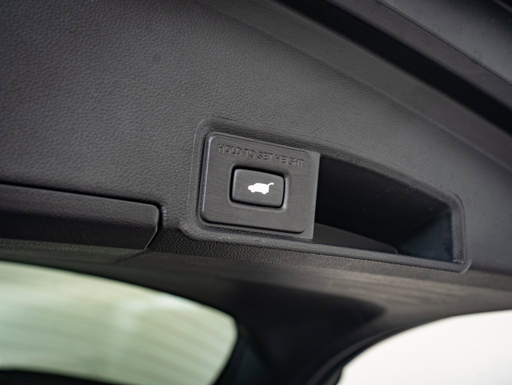 Certified 2024 Acura RDX w/ Technology Package image 19