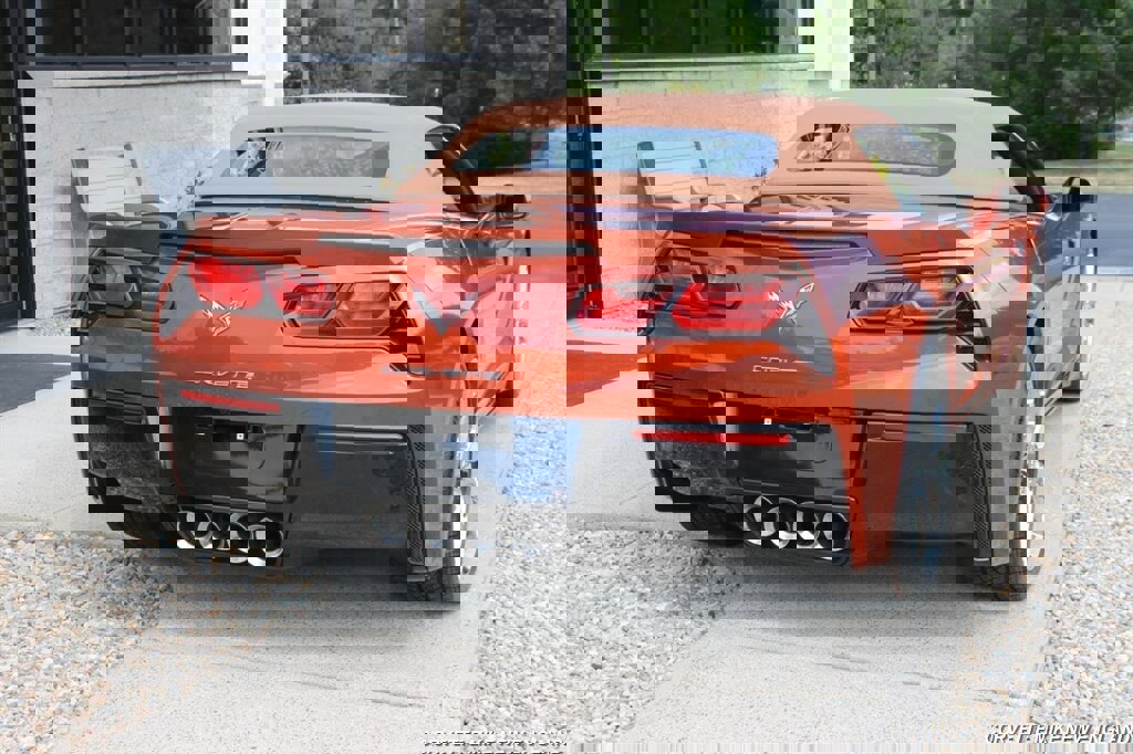 Used 2016 Chevrolet Corvette Stingray Convertible w/ 2LT Preferred Equipment Group image 28