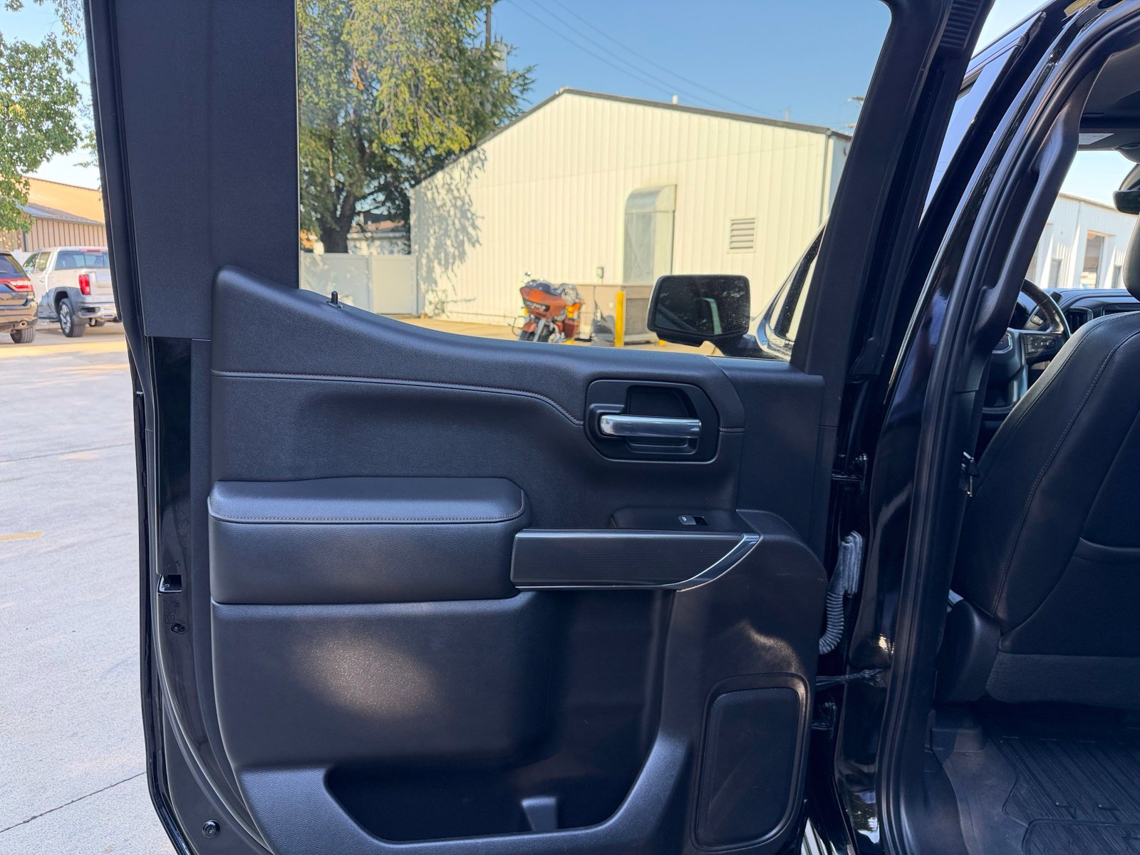 Used 2019 GMC Sierra 1500 AT4 w/ AT4 Premium Package AWD/4WD image 23