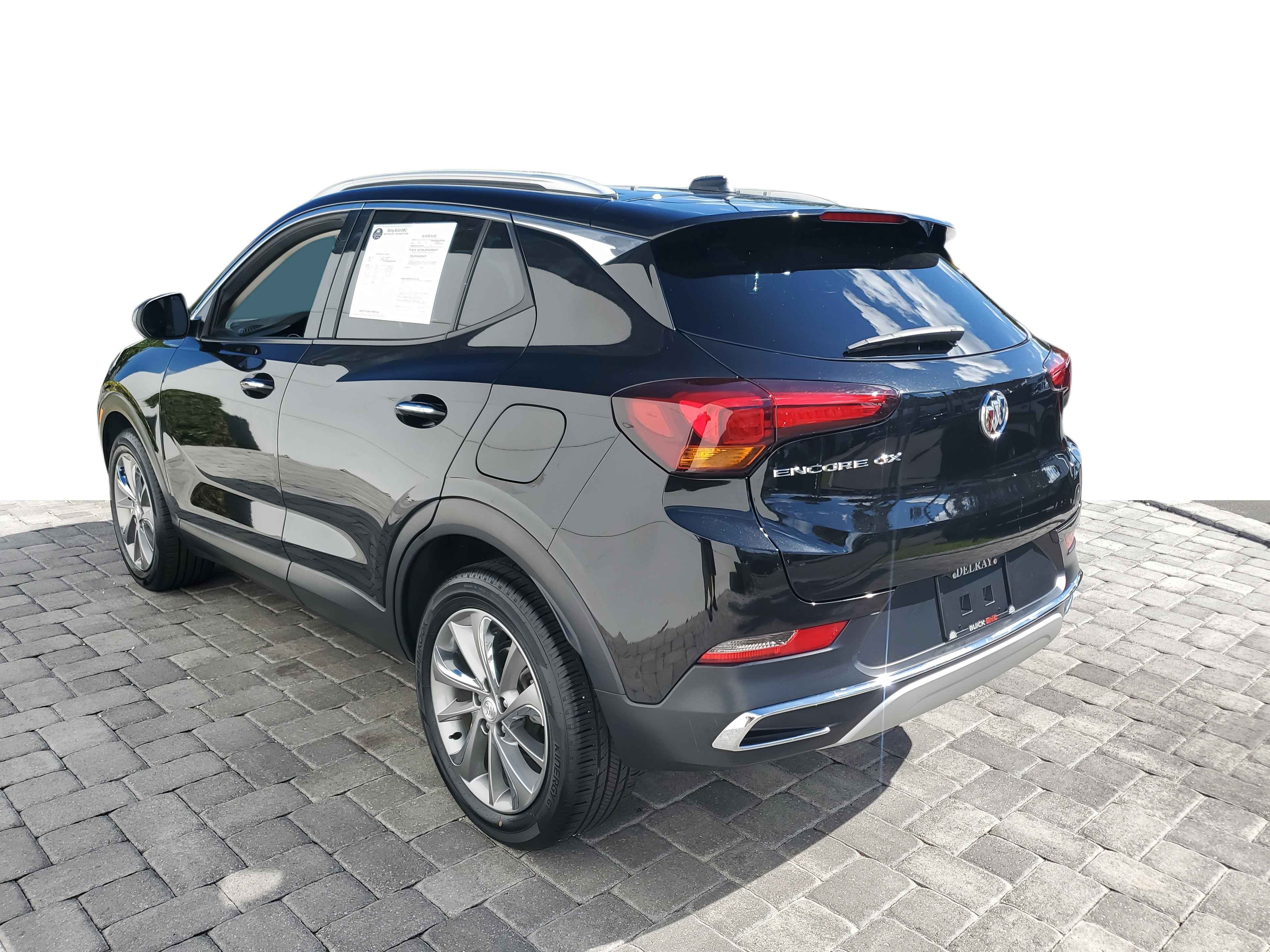 Used 2023 Buick Encore GX Essence w/ Experience Buick Package image 3