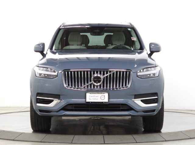 Certified 2023 Volvo XC90 T8 Plus image 2