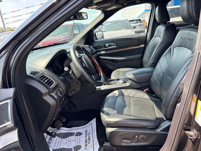 Used 2018 Ford Explorer Platinum AWD/4WD image 8