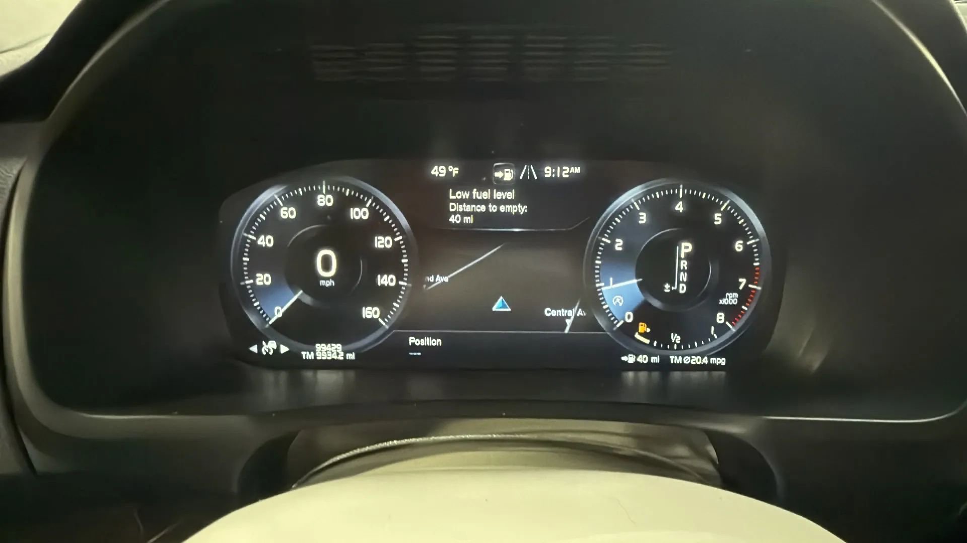 Used 2018 Volvo XC90 T6 Momentum w/ Momentum Plus Package AWD/4WD image 16