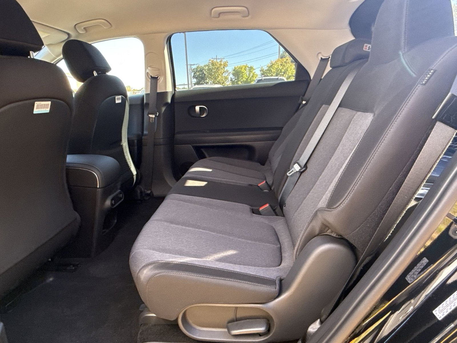 New 2024 Hyundai Ioniq 5 SE image 23