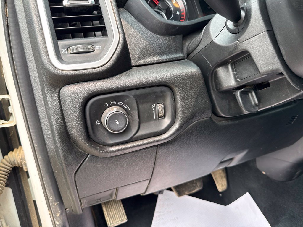 Used 2022 RAM 2500 Big Horn AWD/4WD image 20