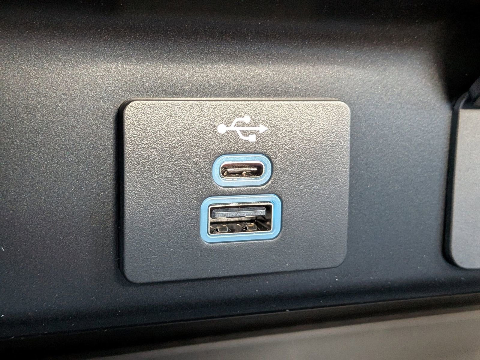 New 2025 Ford F450 XL w/ XL Chrome Package image 21