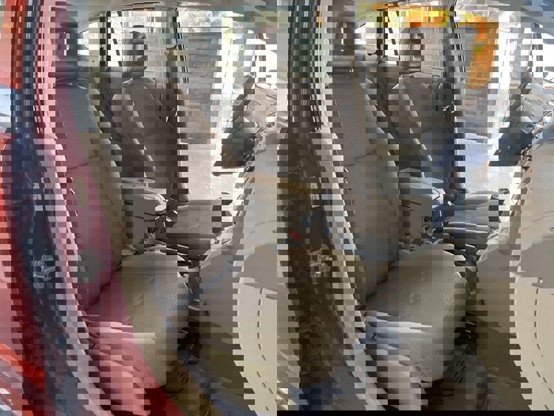 Used 2009 Dodge Caliber SXT image 23