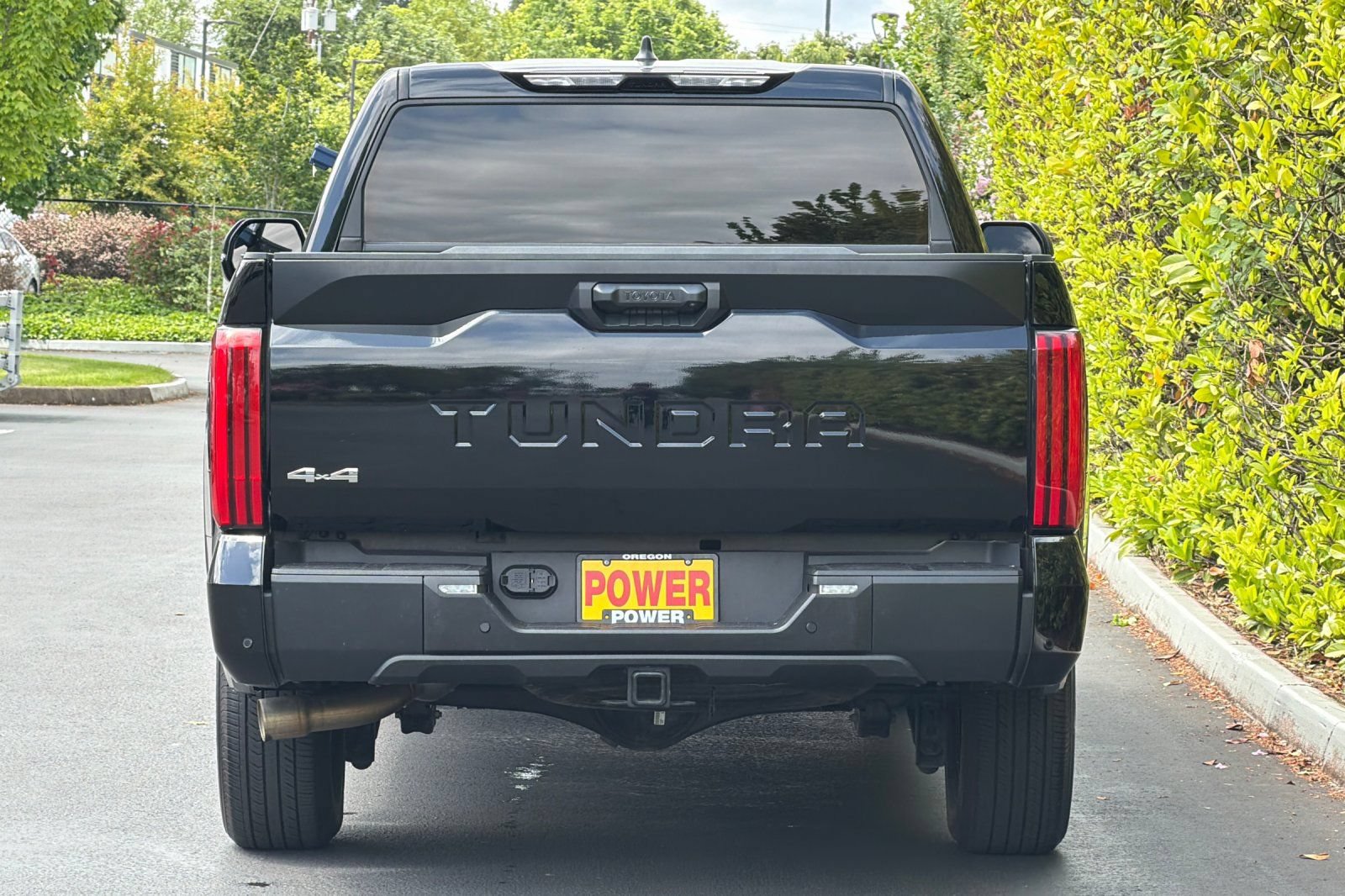 Used 2024 Toyota Tundra SR5 w/ SR5 Convenience Package AWD/4WD image 5