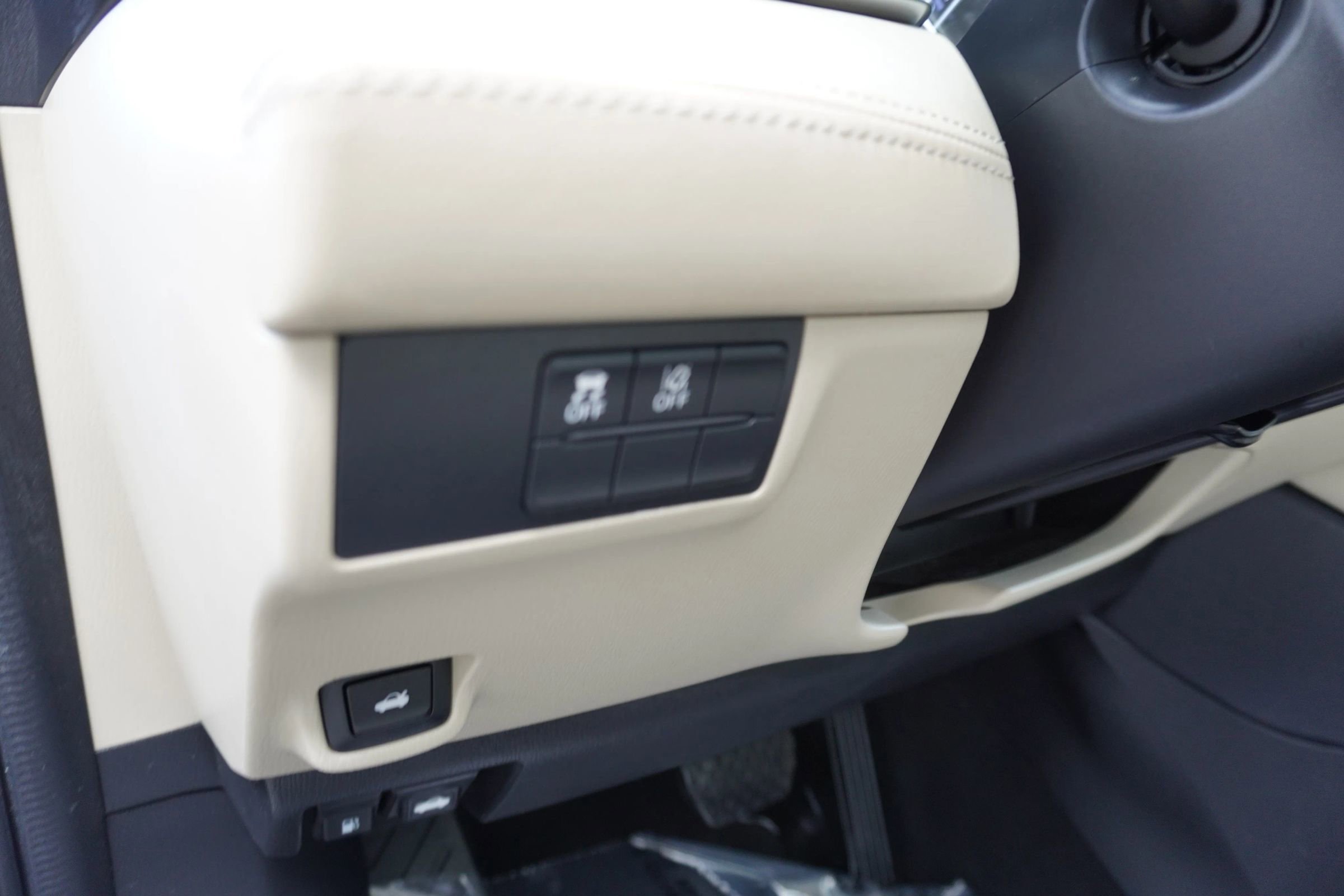 Used 2018 MAZDA MAZDA6 Touring FWD image 28