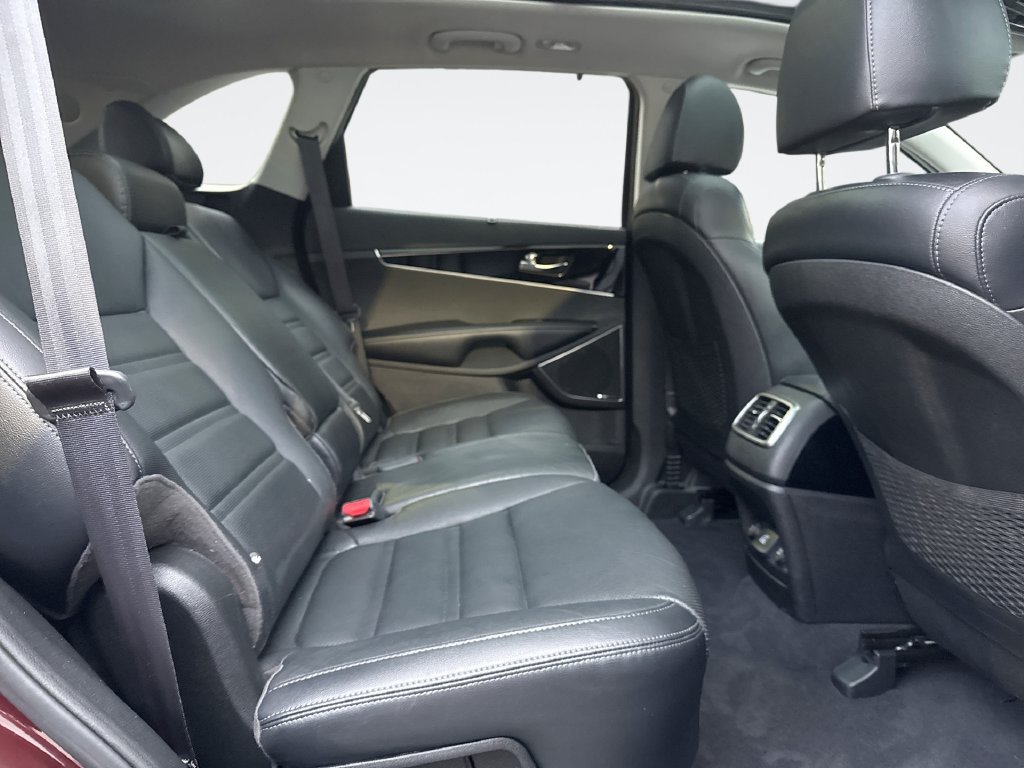 Used 2019 Kia Sorento SX AWD/4WD image 25