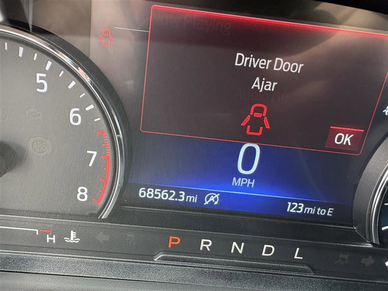 Used 2022 Ford Explorer XLT image 21