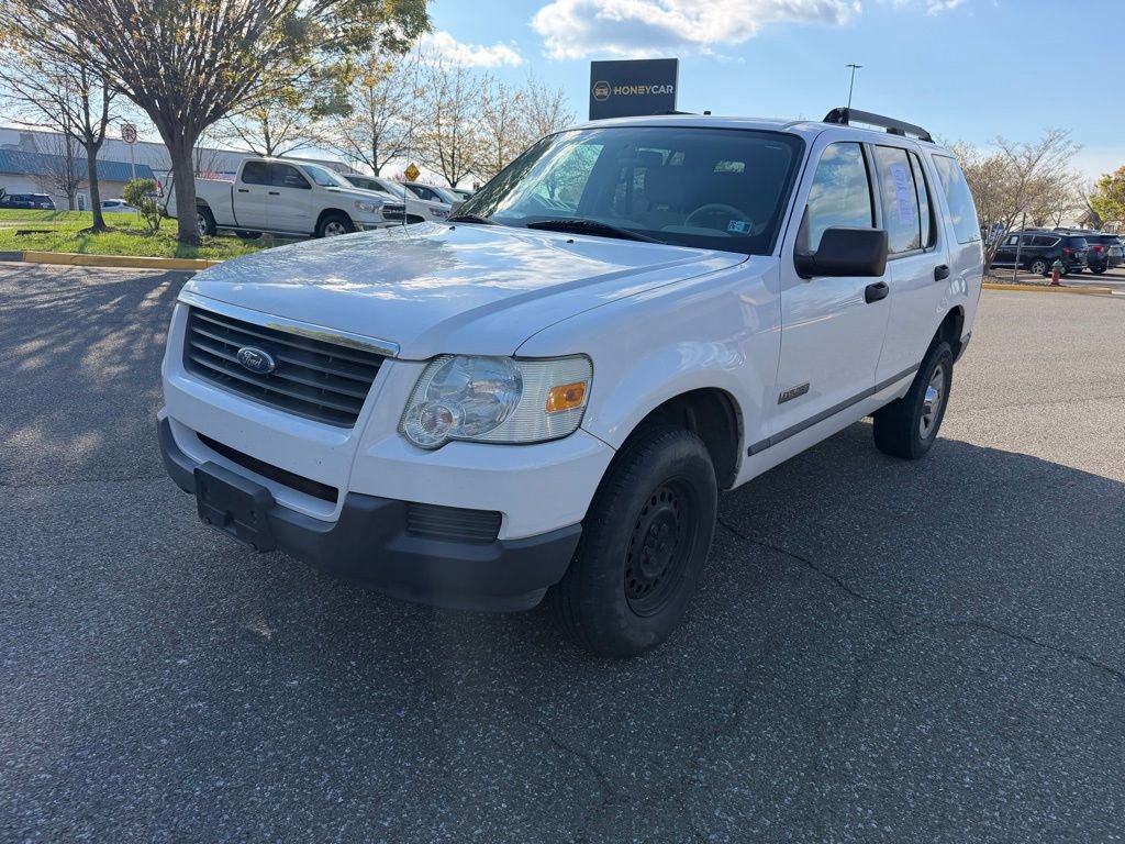 Used 2006 Ford Explorer XLS image 3