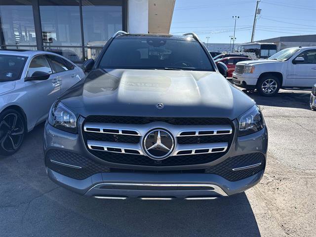 Used 2021 Mercedes-Benz GLS 450 4MATIC image 2