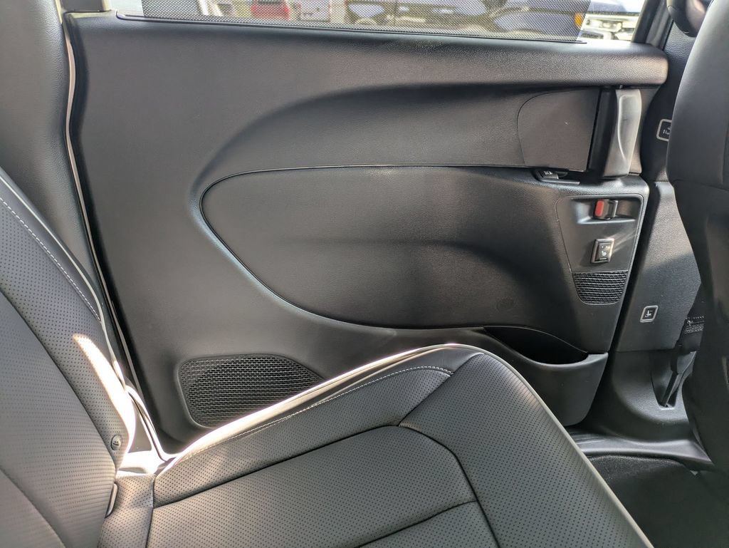 New 2026 Chrysler Pacifica Limited FWD image 36