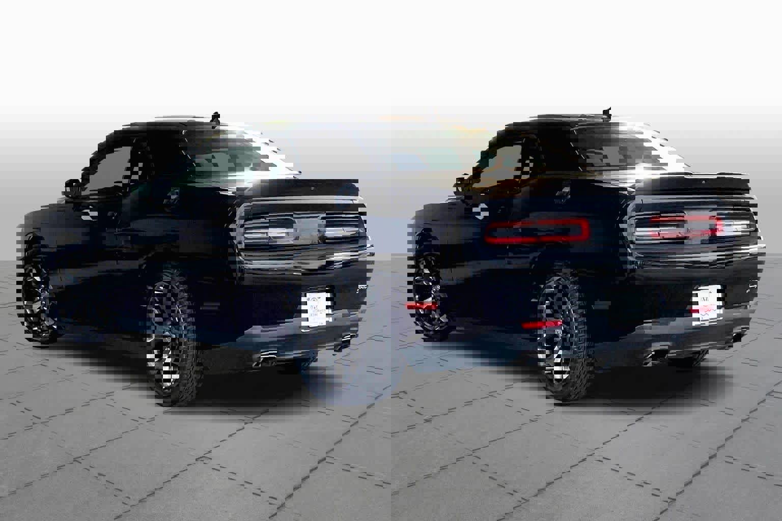 Used 2015 Dodge Challenger SXT w/ Sound Group image 11