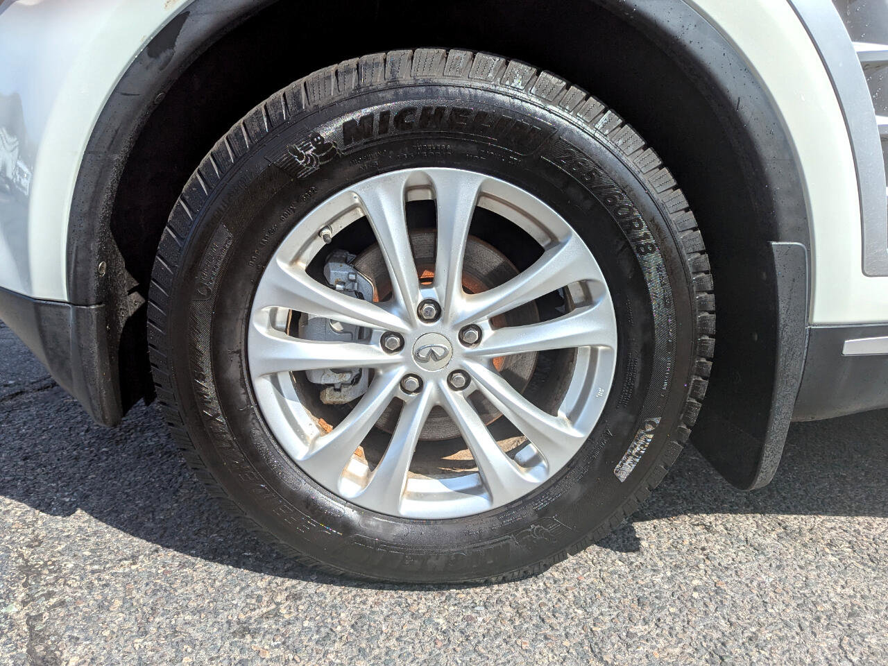 Used 2010 INFINITI FX35 AWD w/ Navigation Pkg image 45