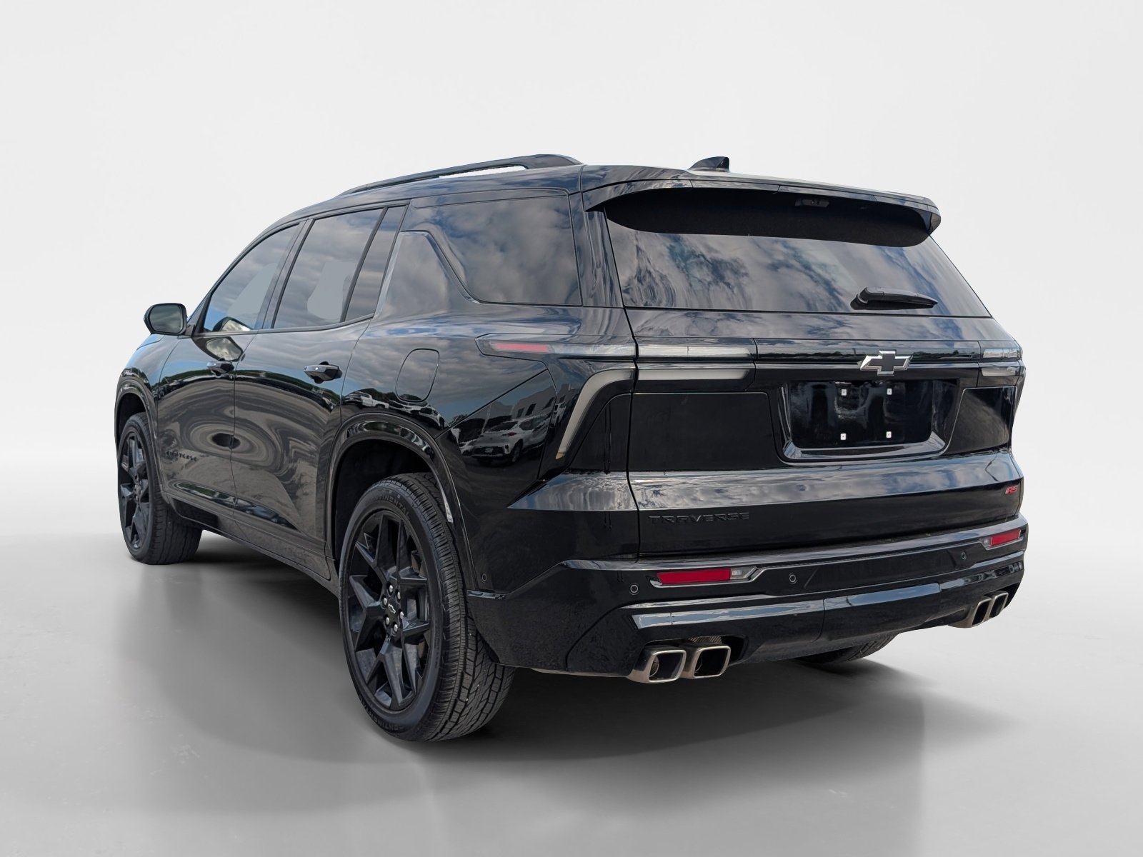 Used 2025 Chevrolet Traverse RS image 4