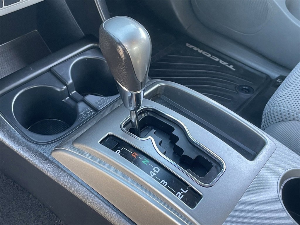 Used 2014 Toyota Tacoma PreRunner image 24