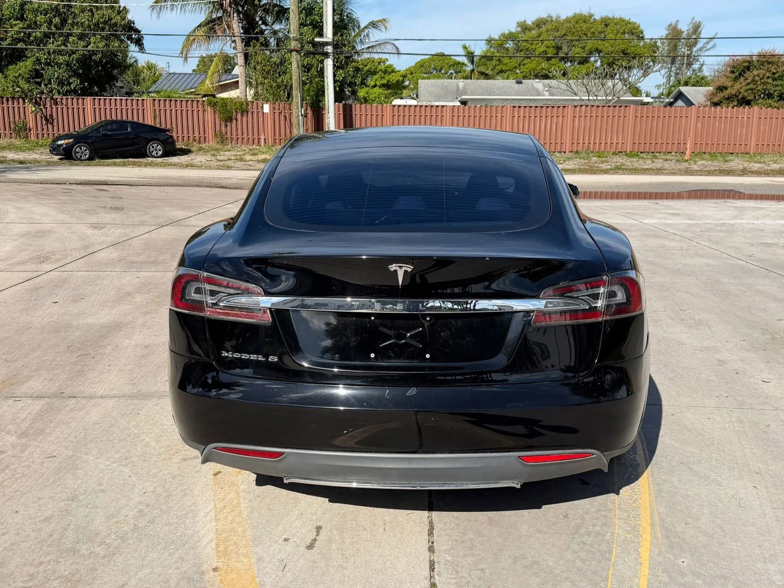 Used 2013 Tesla Model S Sedan 4D image 4