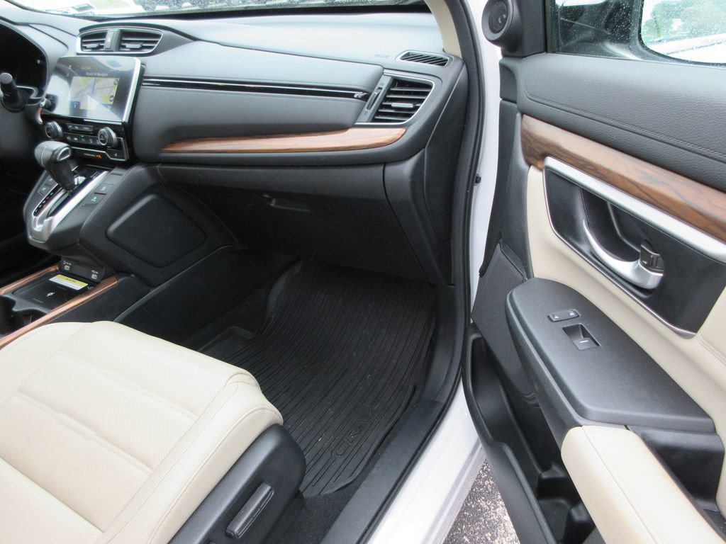 Used 2020 Honda CR-V Touring image 18