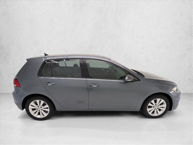 Used 2020 Volkswagen Golf 4-Door image 4