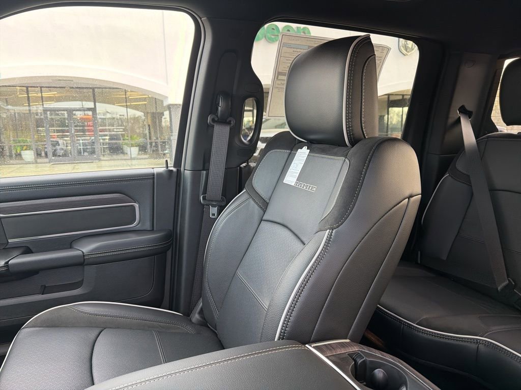 New 2026 RAM 3500 Laramie w/ Max Tow Package AWD/4WD image 22