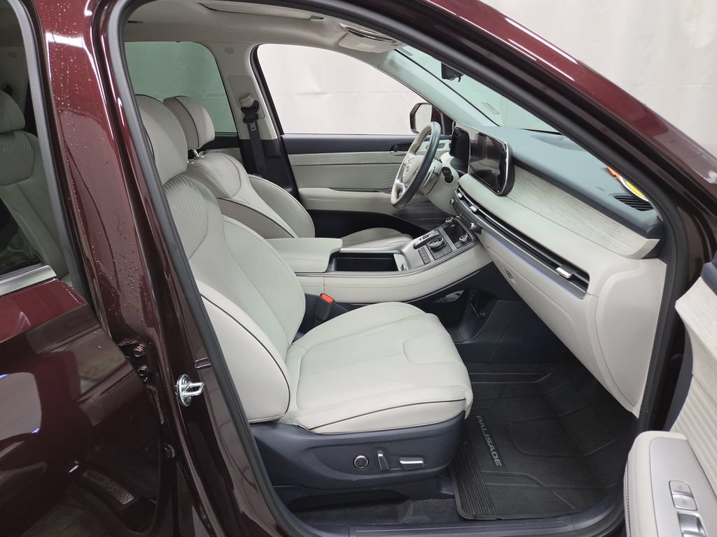 Used 2024 Hyundai Palisade Calligraphy AWD/4WD image 11