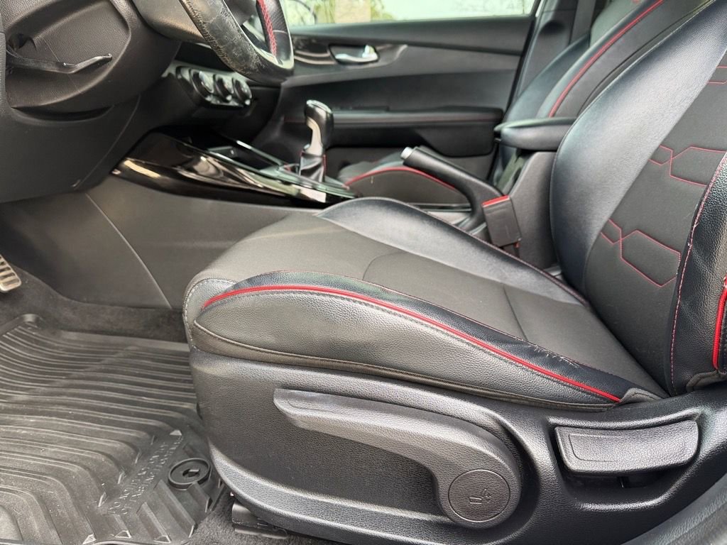 Used 2021 Kia Forte GT image 15