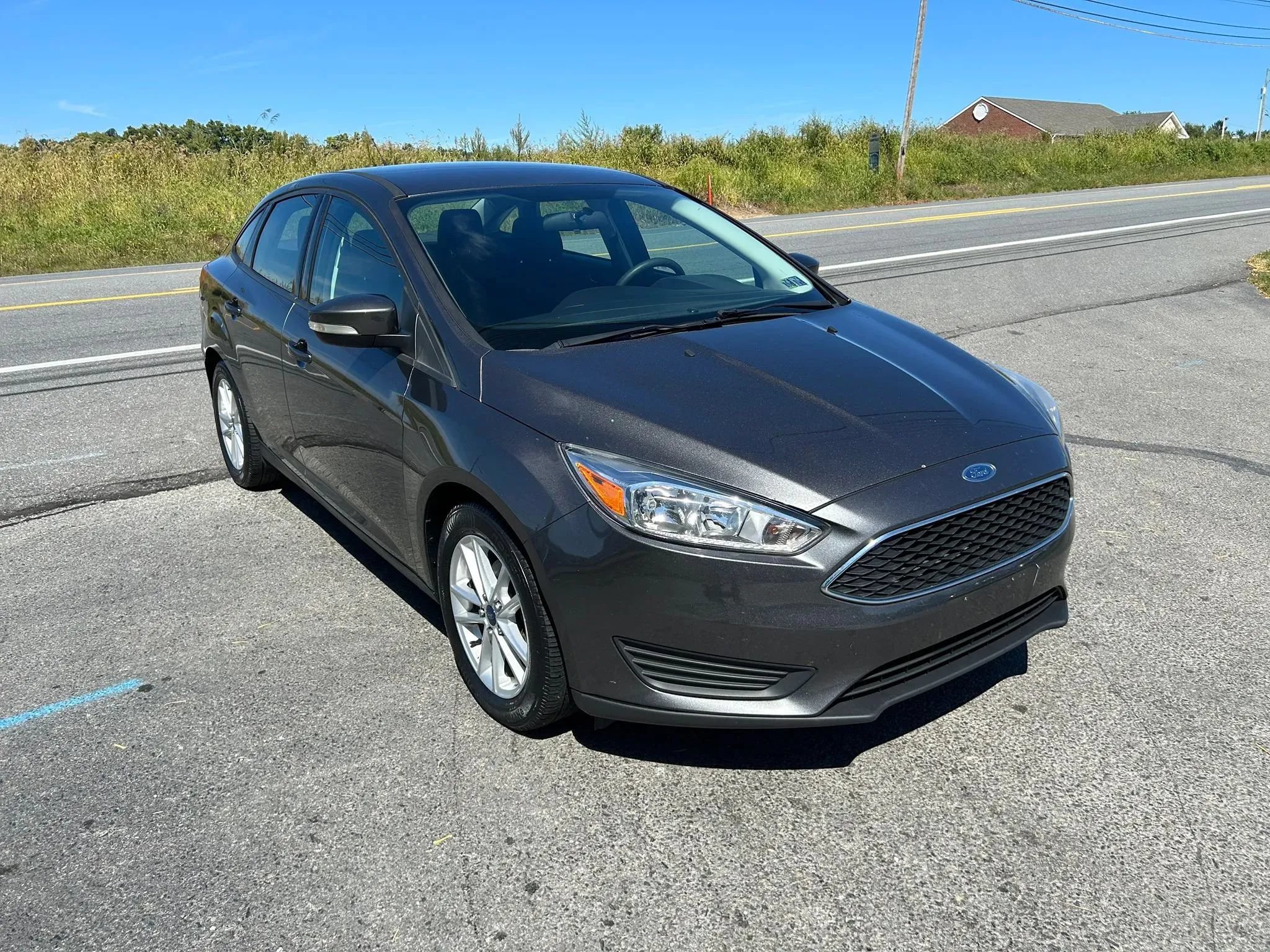 Used 2015 Ford Focus SE FWD image 3