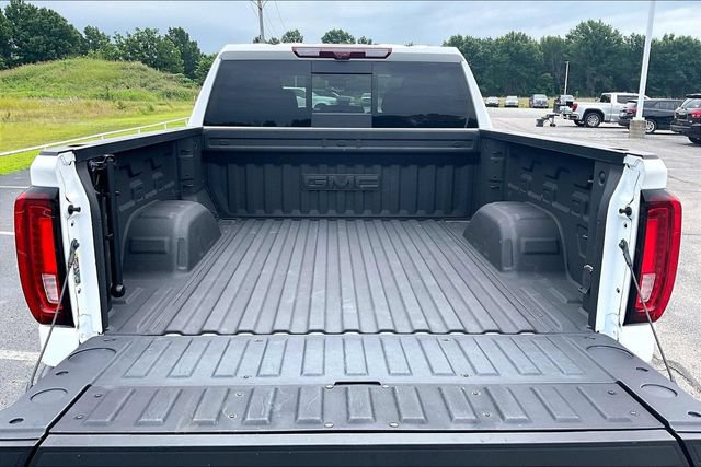 Used 2025 GMC Sierra 1500 AT4 w/ AT4 Premium Package AWD/4WD image 7