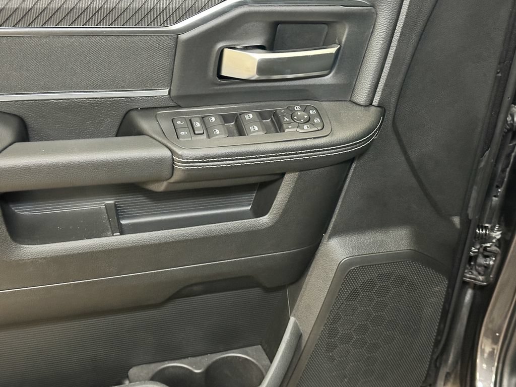 New 2026 RAM 2500 Big Horn AWD/4WD image 19