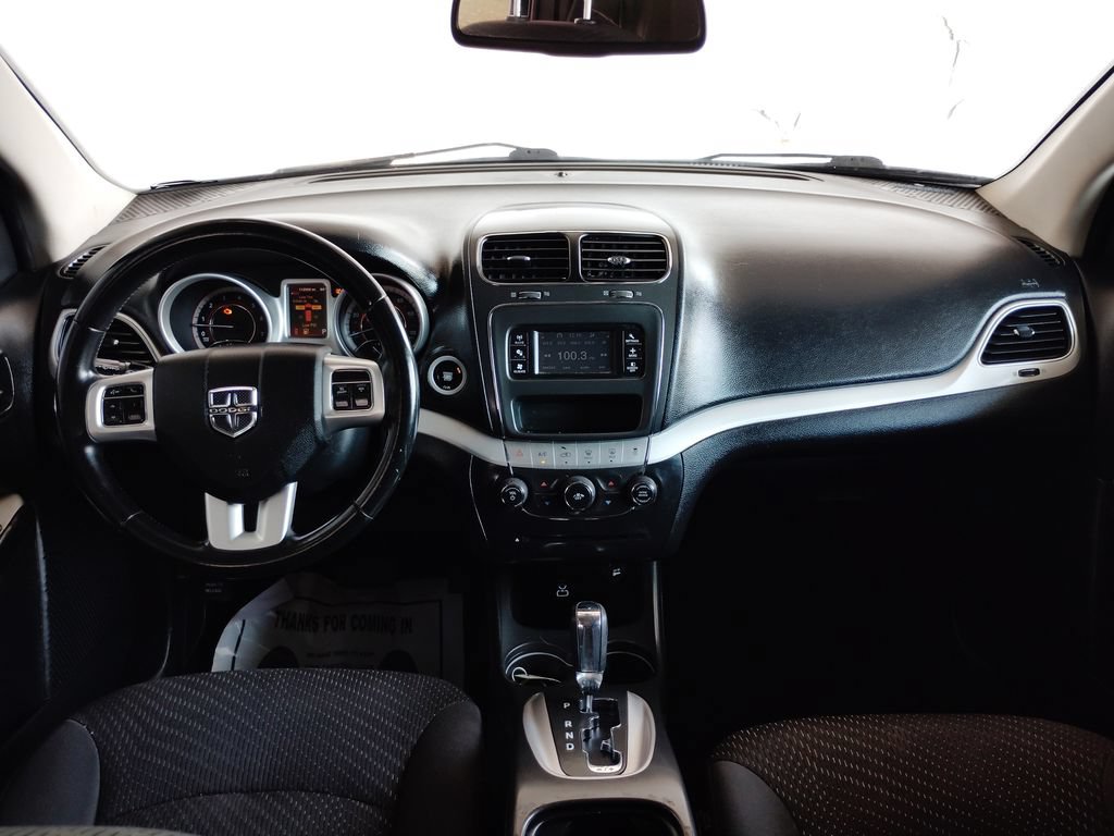 Used 2018 Dodge Journey SXT w/ Connectivity Group FWD image 30