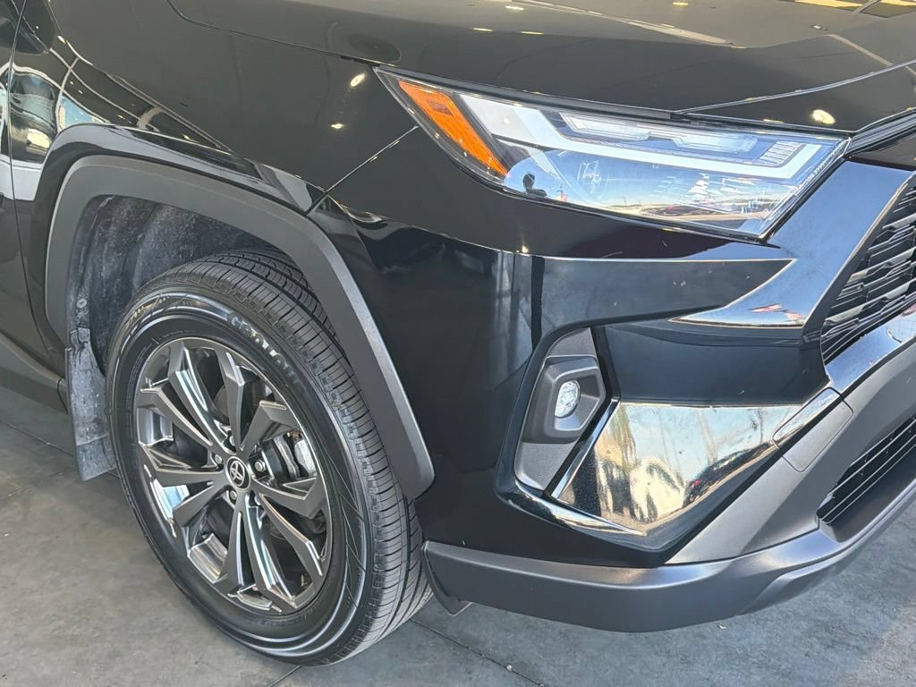 Certified 2022 Toyota RAV4 XLE Premium AWD/4WD image 8