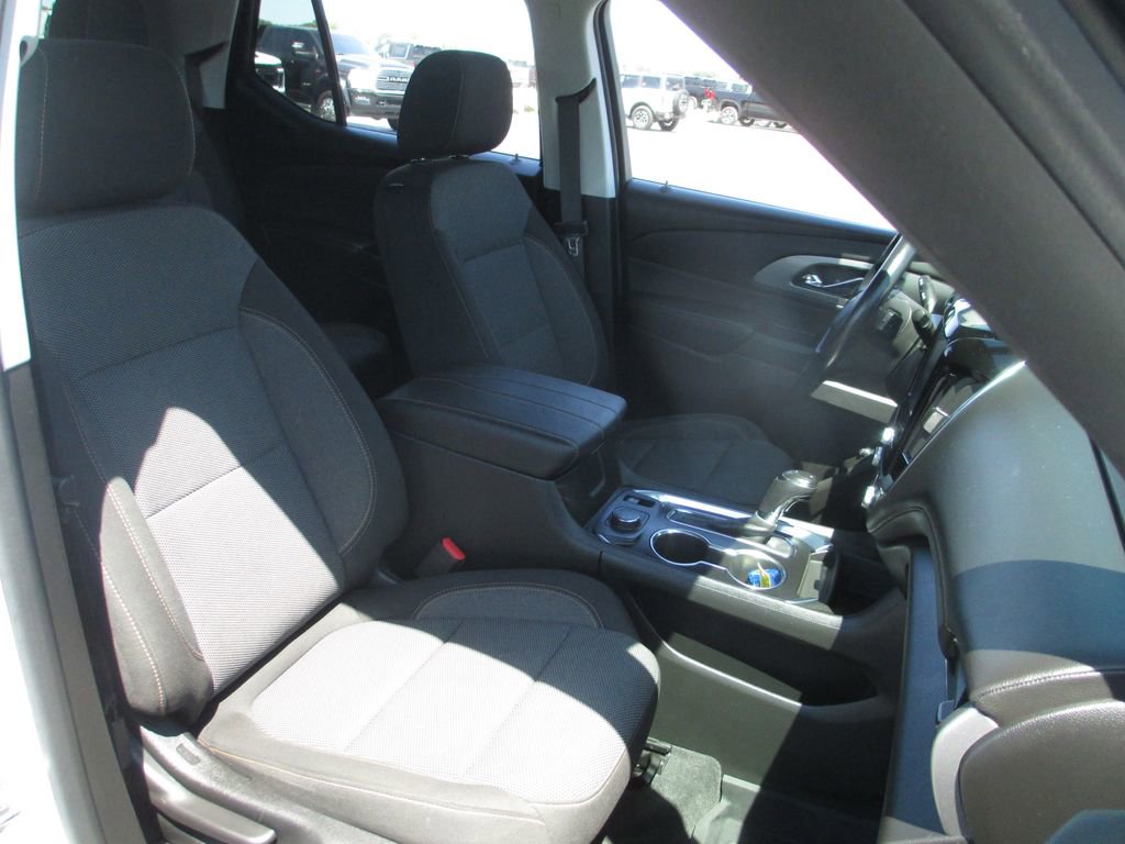 Used 2020 Chevrolet Traverse LT AWD/4WD image 20