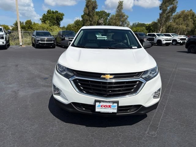 Used 2018 Chevrolet Equinox LS FWD image 2