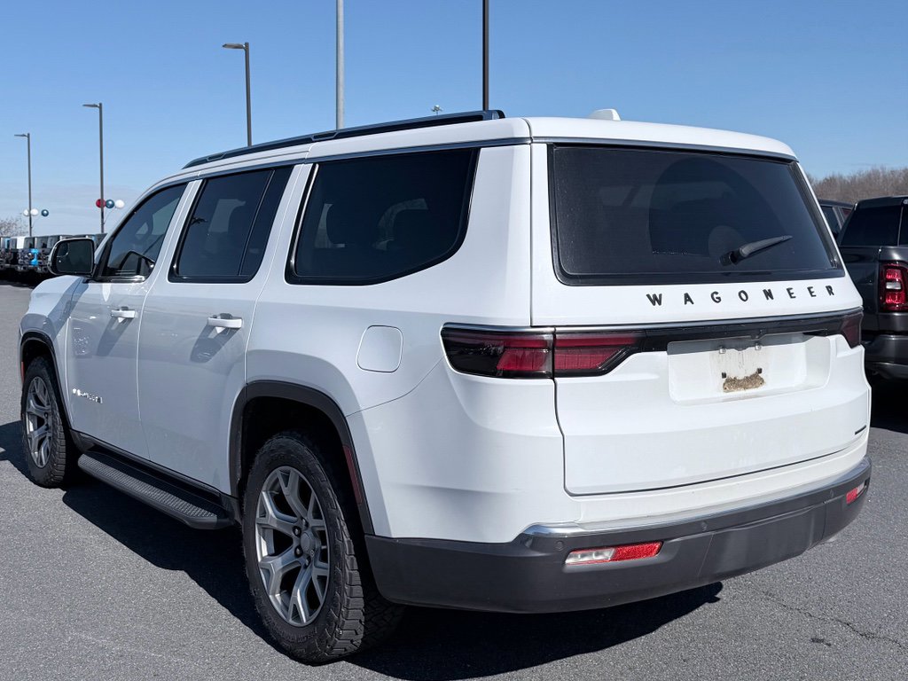 Used 2022 Jeep Wagoneer Series II RWD image 7