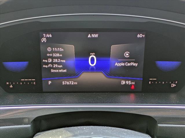 Used 2023 Volkswagen Tiguan SE R-Line image 11