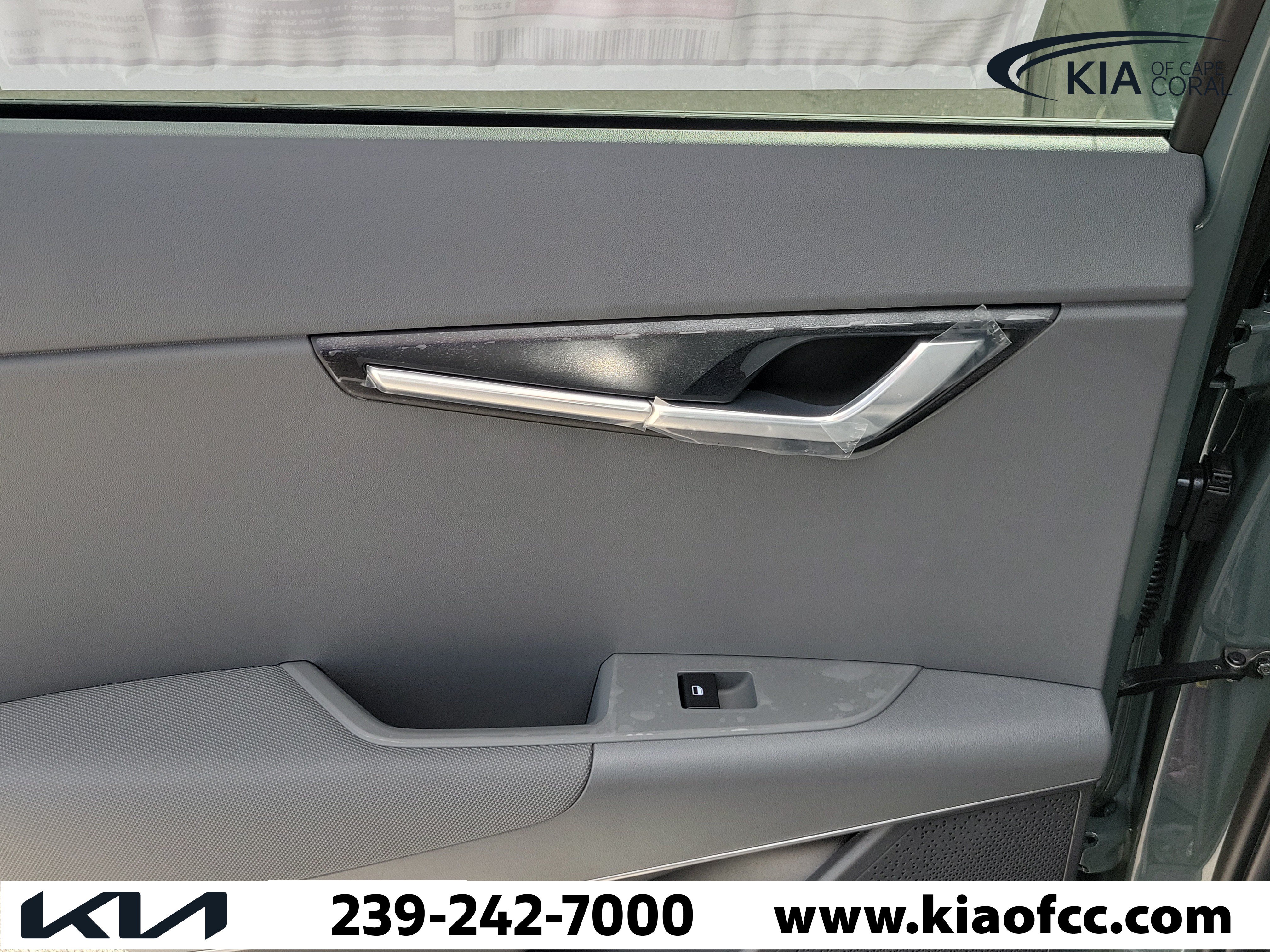 New 2026 Kia Niro EX FWD image 14