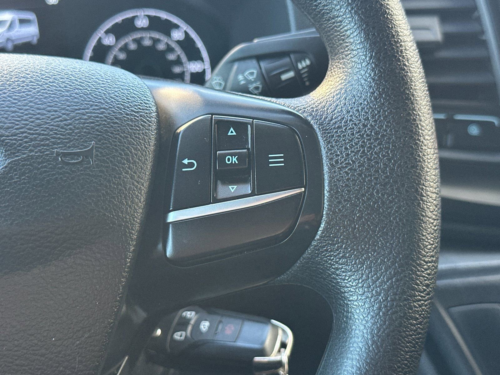 Used 2023 Ford Transit 350 XL image 24