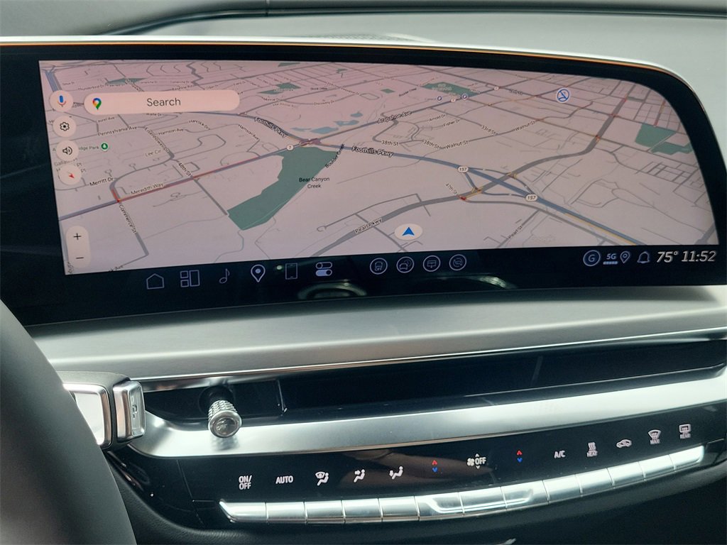 New 2026 Cadillac Lyriq V image 17