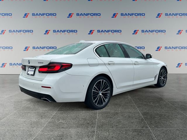 Used 2022 BMW 530i w/ Convenience Package RWD image 5