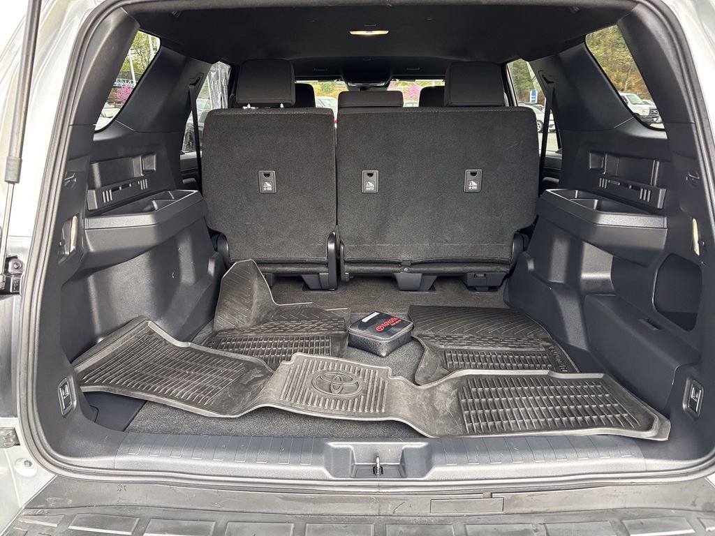 Certified 2025 Toyota 4Runner SR5 image 47