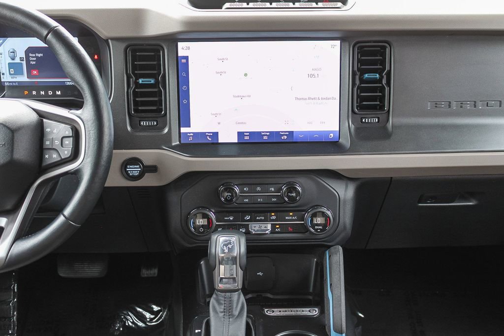 Used 2024 Ford Bronco Wildtrak image 14